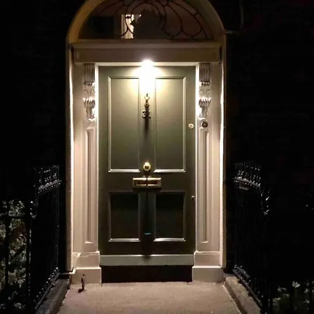 Period Townhouse With A Contemporary Irish Design Dublin
