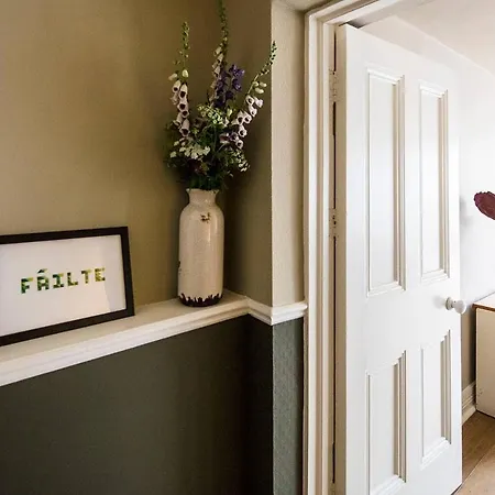 Dom wakacyjny Period Townhouse With A Contemporary Irish Design